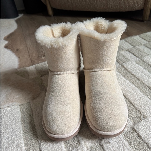 UGG Cream Mini Bailey Bow Boots - Picture 2 of 10